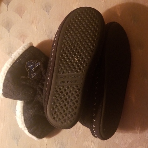 Boot - Picture 2 of 2